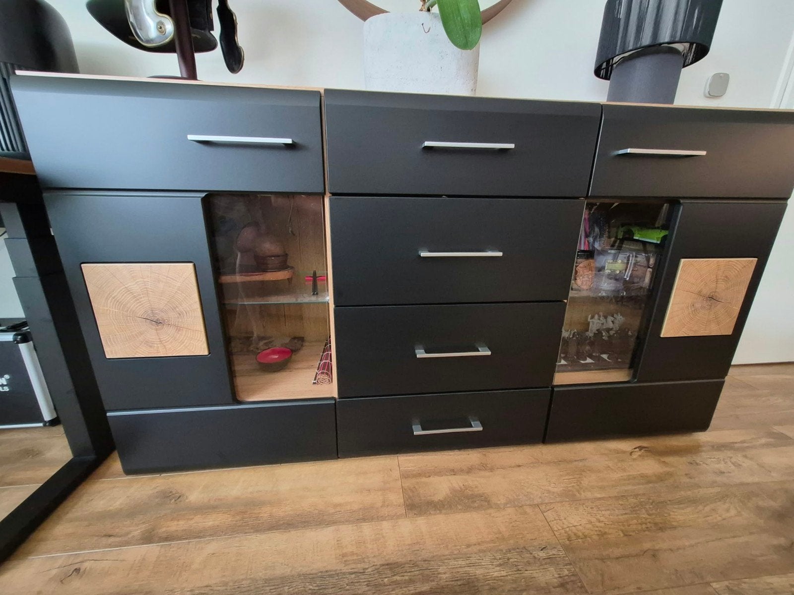 Dressoir Belloc, mat zwart met eikenhouten look, Ophalen, Met lade(s), 150 tot 200 cm, Zo goed als nieuw