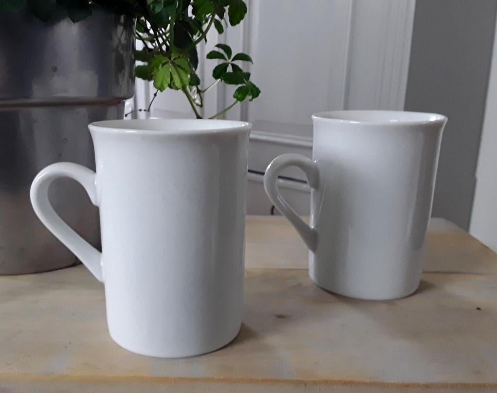 Witte mokken - model vaak ook gebruikt voor duo koffiezette, Ophalen of Verzenden, Zo goed als nieuw, Overige stijlen, Kop(pen) en/of Schotel(s)