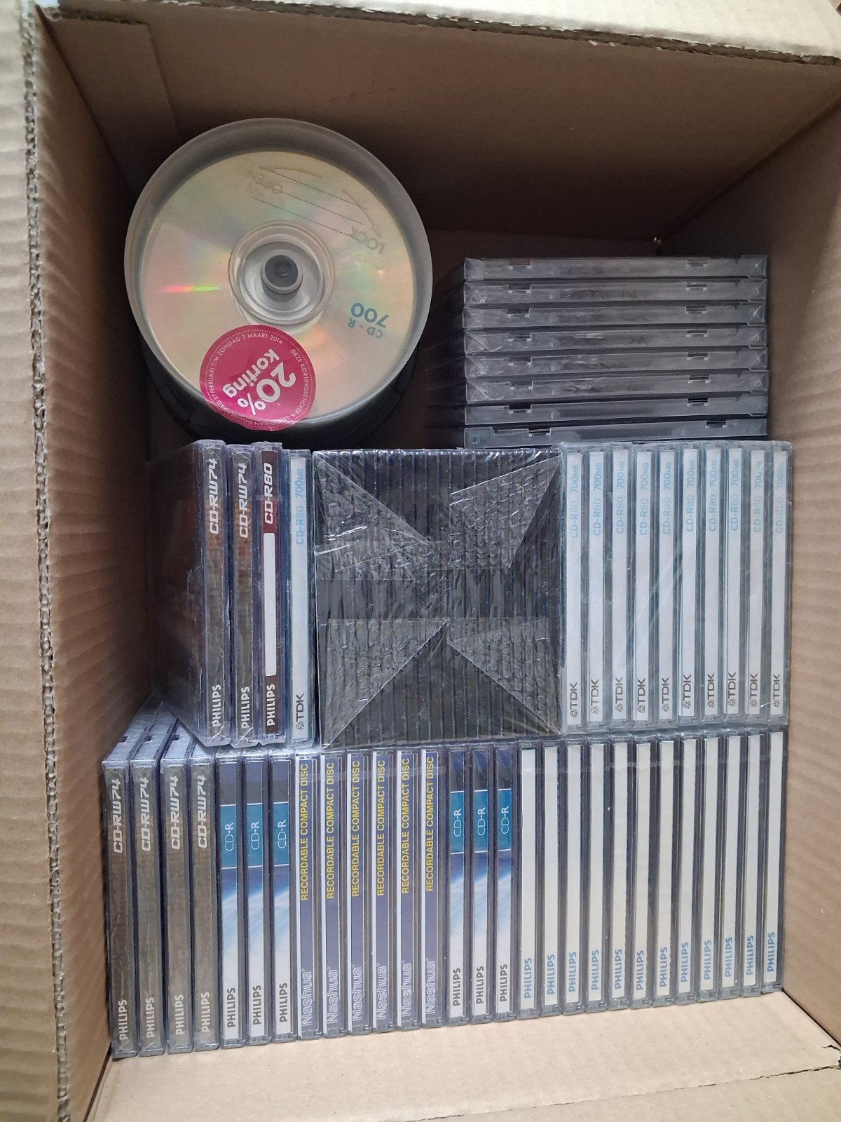 Grote partij CD's en DVD's, nieuw met doosjes, Ophalen, Nieuw, Cd