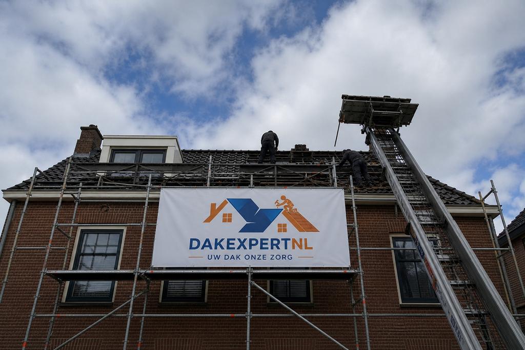 Dakdekker gezocht? DakexpertNl maakt het verschil, Ophalen of Verzenden, Zo goed als nieuw, Overige typen, 5 meter of hoger