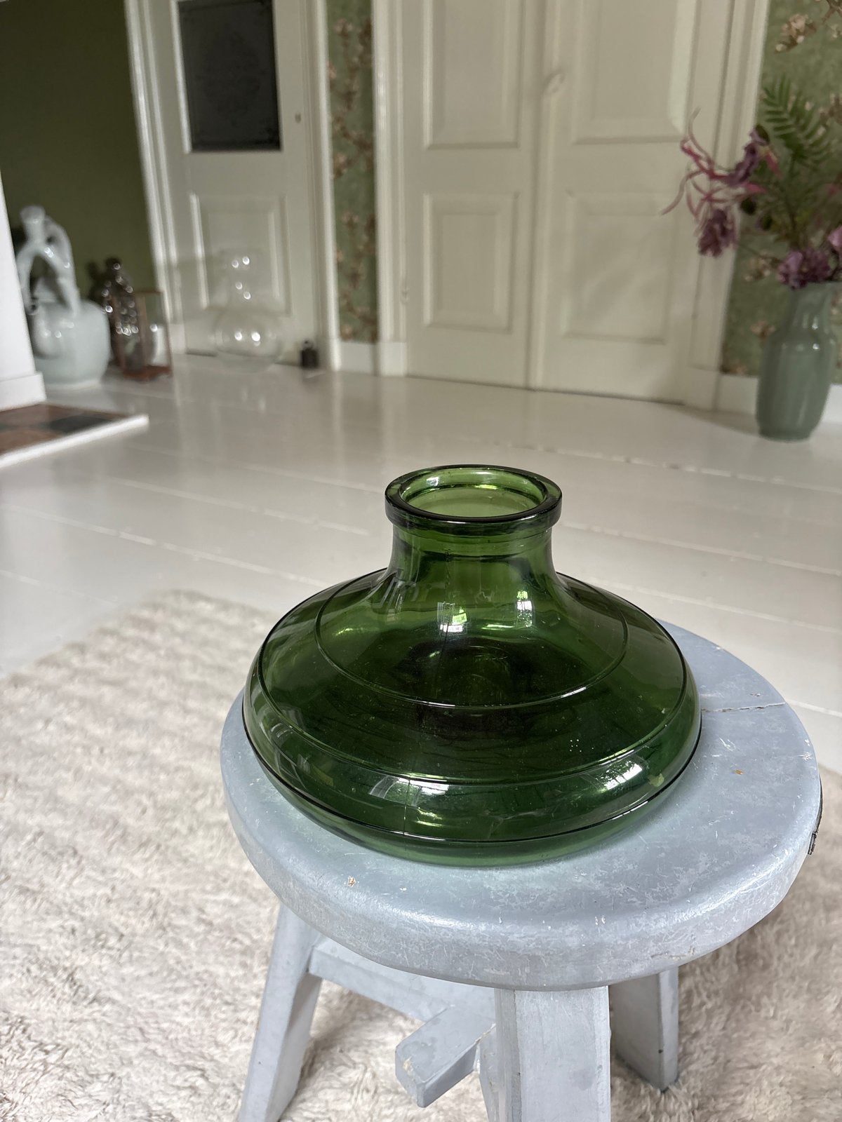Vintage Groene Glazen Vaas - Zwitsers Design, Antiek en Kunst, Antiek | Vazen, Ophalen of Verzenden