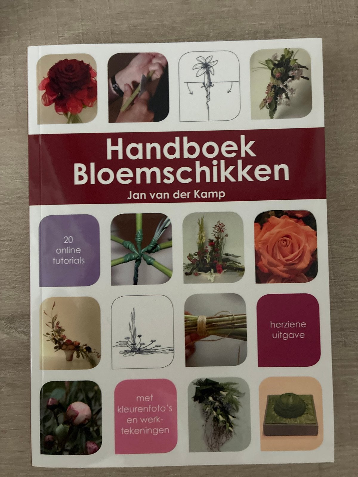 Handboek Bloemschikken - Jan van der Kamp (Zo goed als nieuw, Ophalen of Verzenden, Zo goed als nieuw, Overige onderwerpen