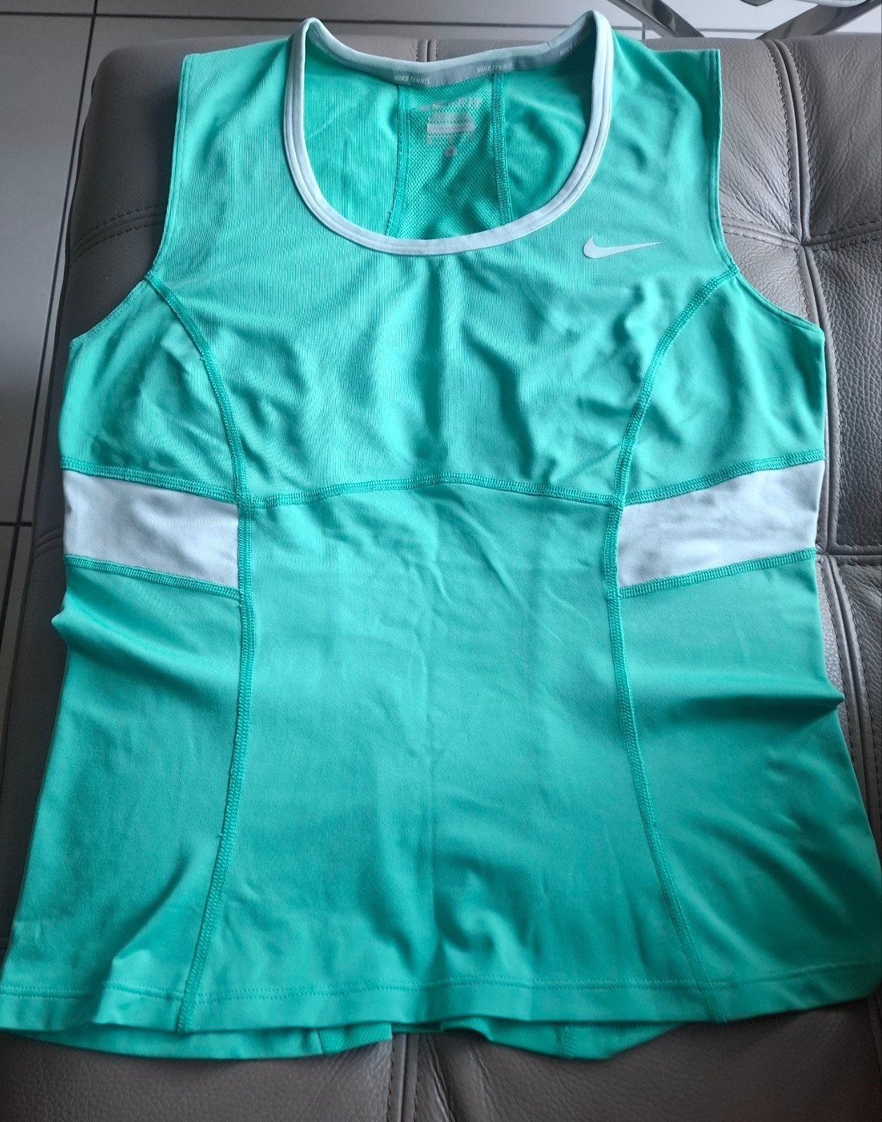NIKE tennis topje Dames maat M, Maat 38/40 (M), Nike, Ophalen of Verzenden, Racketsport