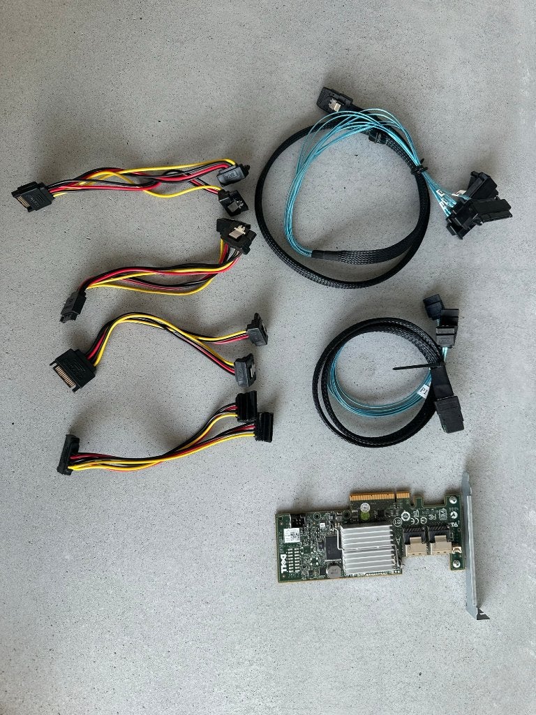Dell H200 IT mode HBA + SAS kabels LSI 9211-8i TrueNAS, Ophalen of Verzenden, Gebruikt, SAS