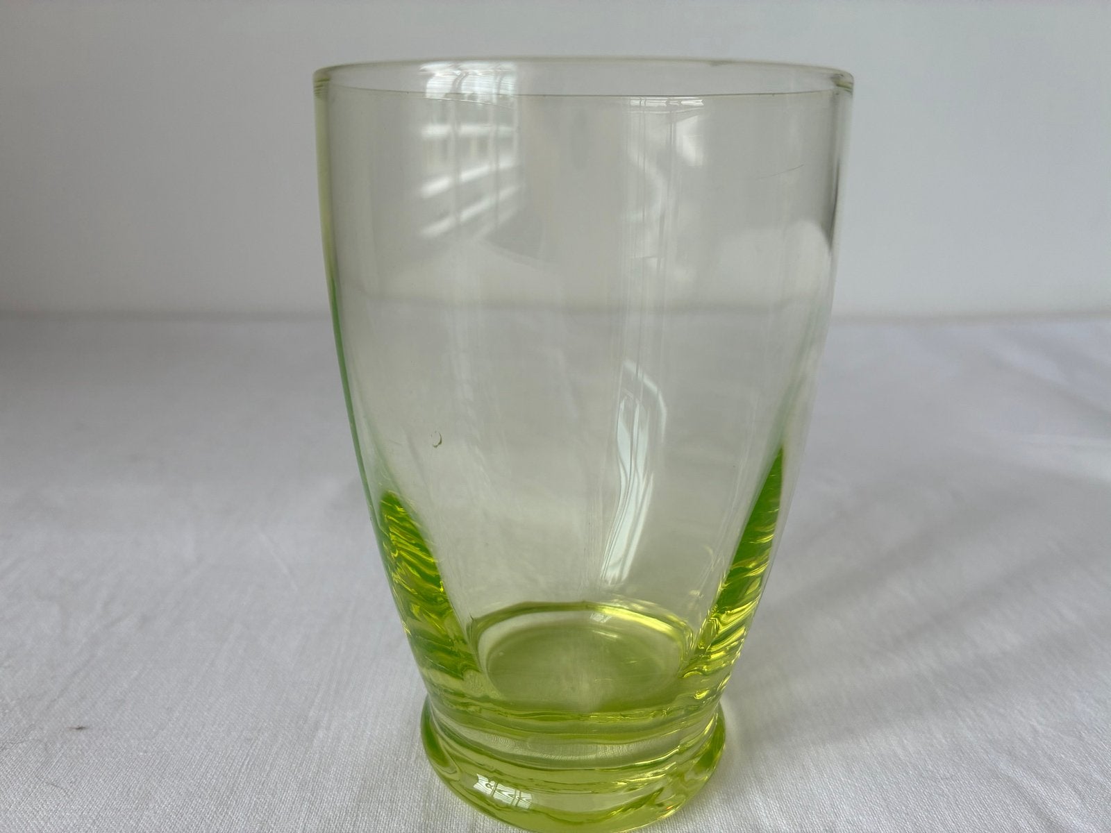 Vintage Uranium Glas Drinkglas - Glows onder UV, Antiek en Kunst, Ophalen of Verzenden