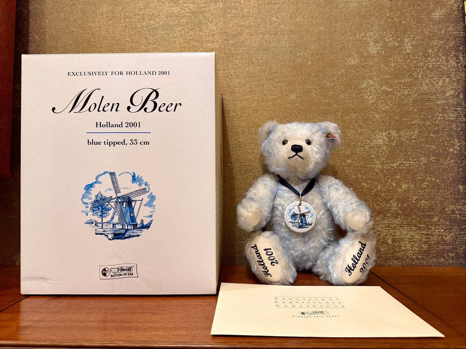 Unieke Steiff Molen Beer 2001 met muziekmechanisme!, Ophalen, Zo goed als nieuw, Stoffen beer, Steiff