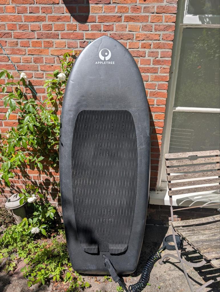 Appletree Appleslice V2 5'7 110L full carbon, Ophalen, Wingsurf-board