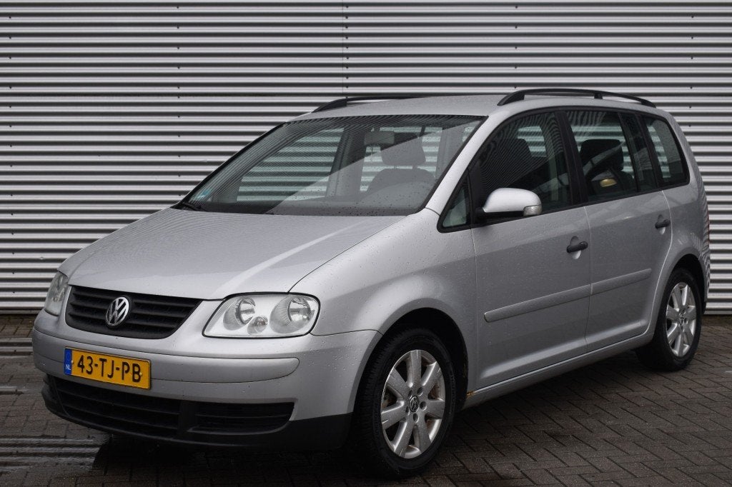 Volkswagen TOURAN 1.6-16V FSI ATHENE, Auto's, Volkswagen, Bedrijf, Touran, ABS, Airbags, Airconditioning, Bluetooth, Boordcomputer