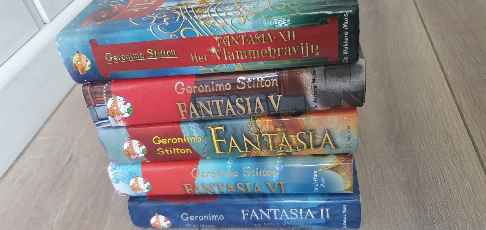 Geronimo Stilton Fantasia boeken (deel II, V, VI, XII), Boeken, Ophalen of Verzenden, Gelezen, Geronimo Stilton, Fictie