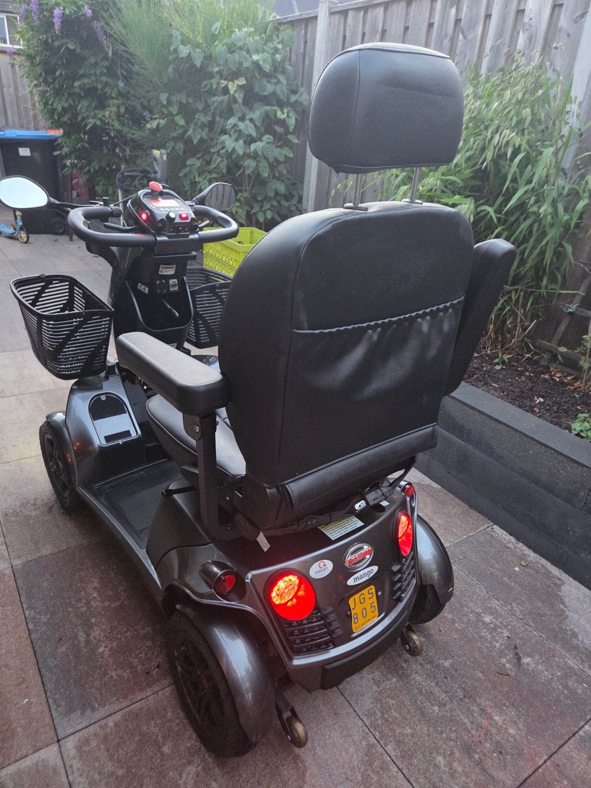 Nette Pride/Revalider scootmobiel, Ophalen, Pride