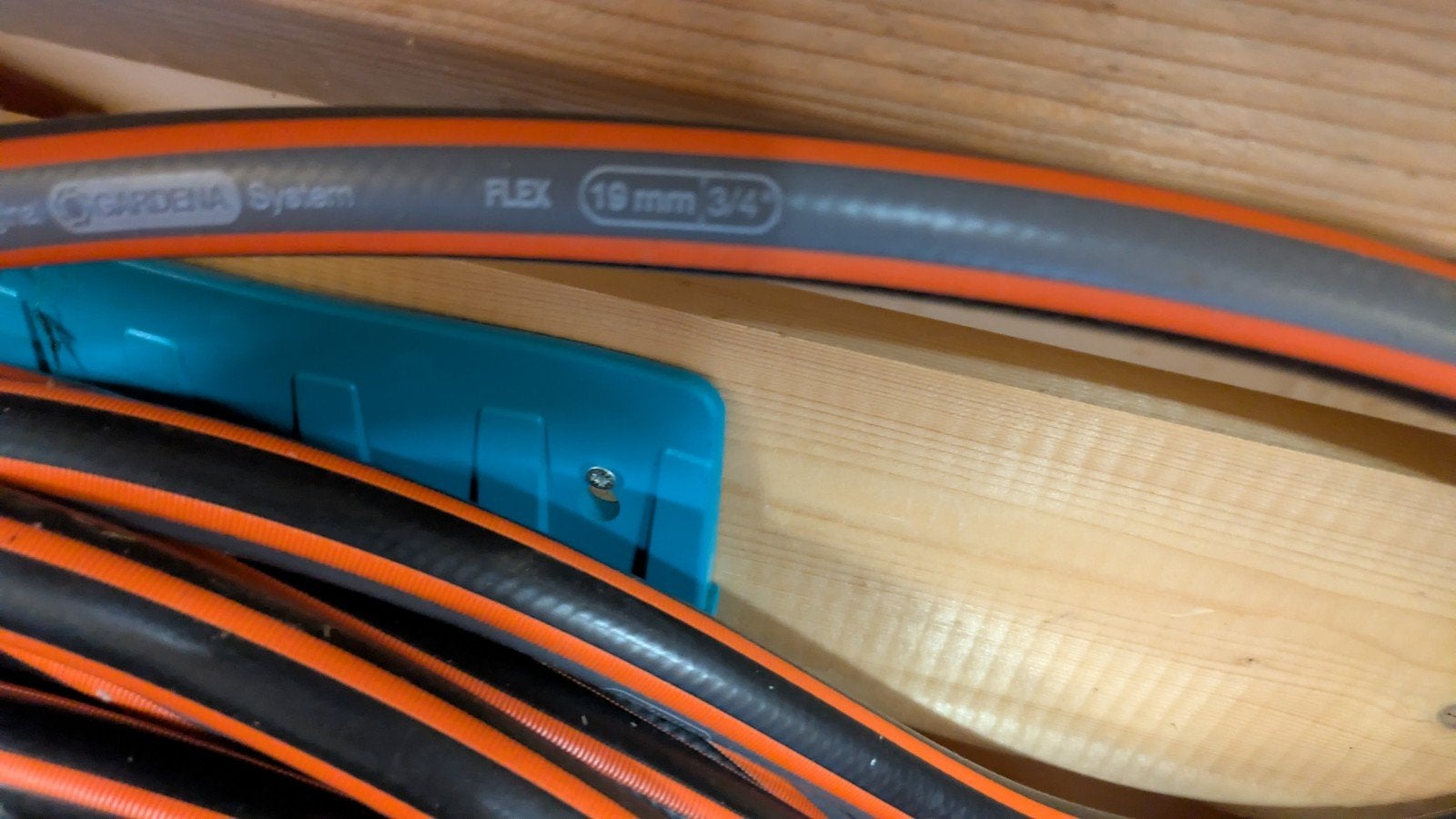 Gardena pomp 850e met 40 meter slang., Ophalen, Gebruikt