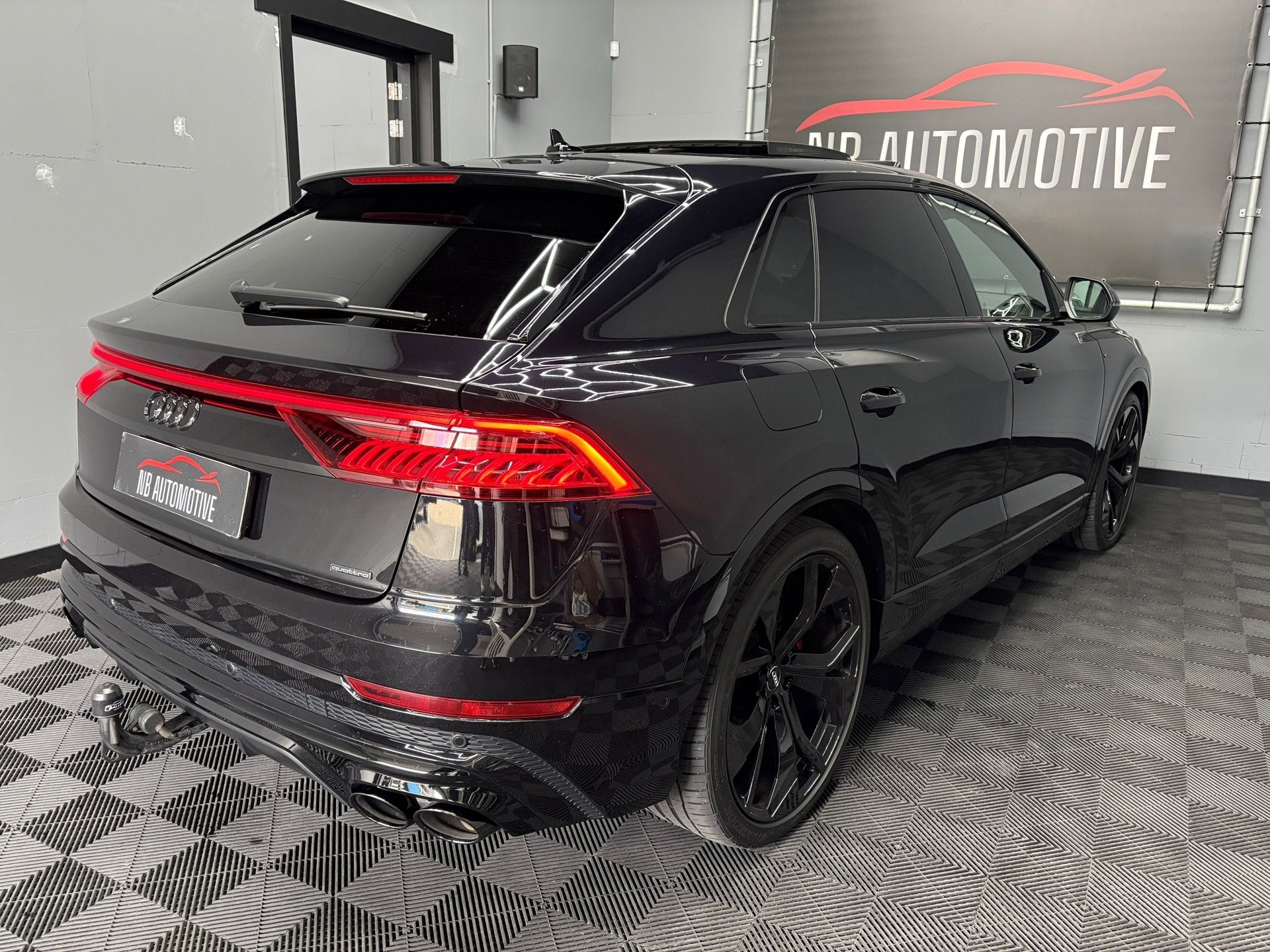 Audi Q8 60 TFSI e quattro Competition, Automaat, 14 kWh, Gebruikt, 2995 cc