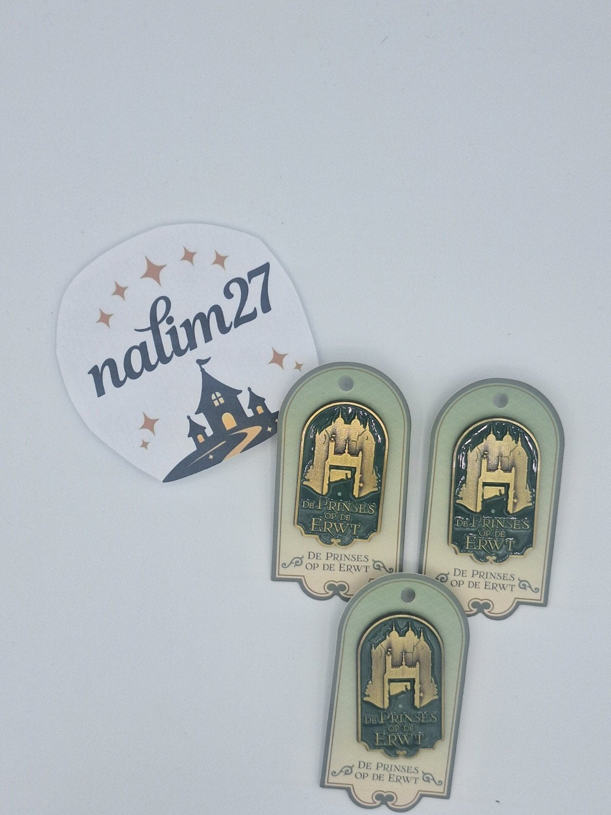 efteling prinses op de erwt pin 3 stuks, Ophalen of Verzenden, Button of Speldje