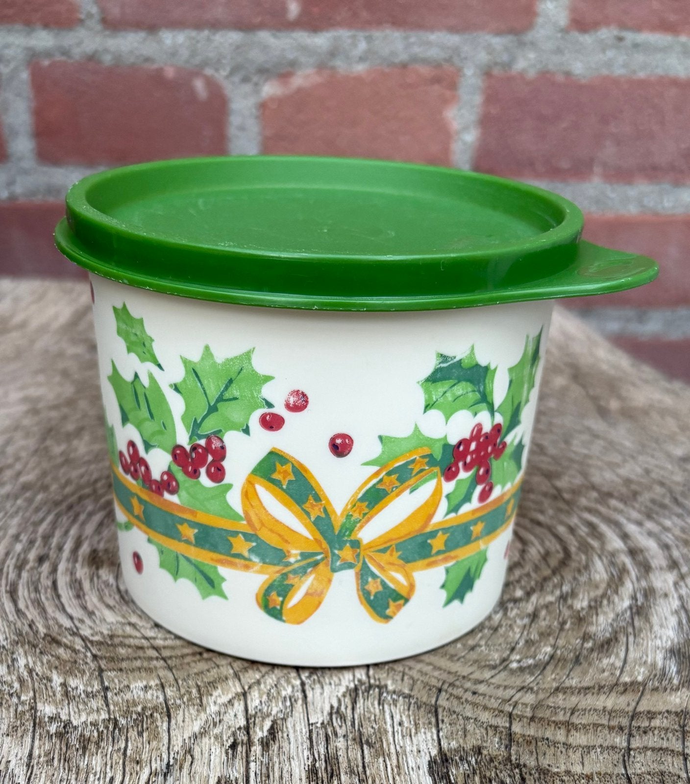 Leuk Tupperware bakje met kerstdecoratie, inhoud 0,5 liter, Gebruikt, Overige kleuren, 500 ml, Met deksel