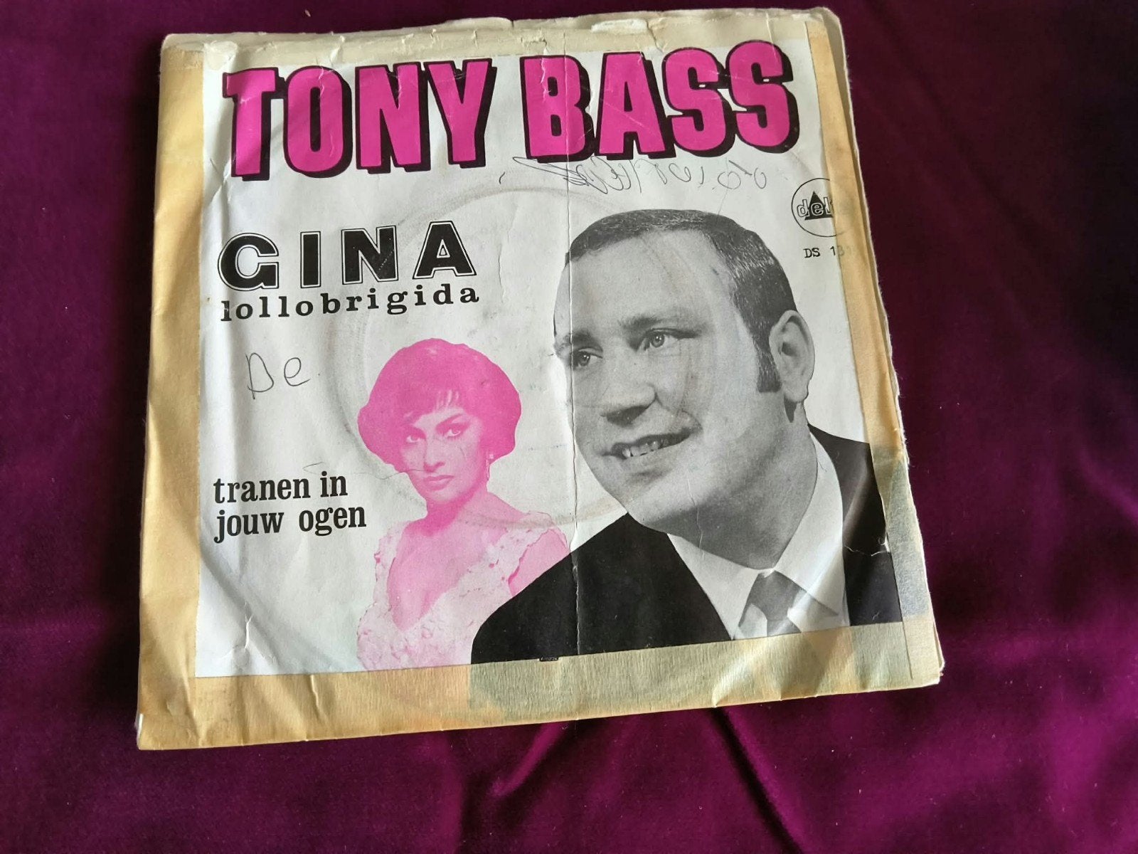 Tony Bass - Gina Lollobrigida / De Tranen In Jouw Ogen, Gebruikt, 7 inch, Ophalen of Verzenden, EP