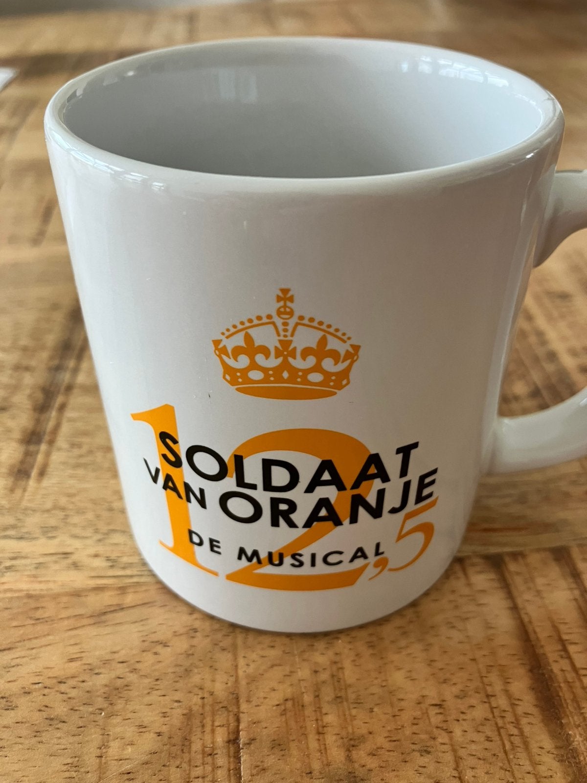 Mooie Soldaat van Oranje beker - De Musical, Overige typen, Ophalen of Verzenden, Zo goed als nieuw, Steen/keramiek