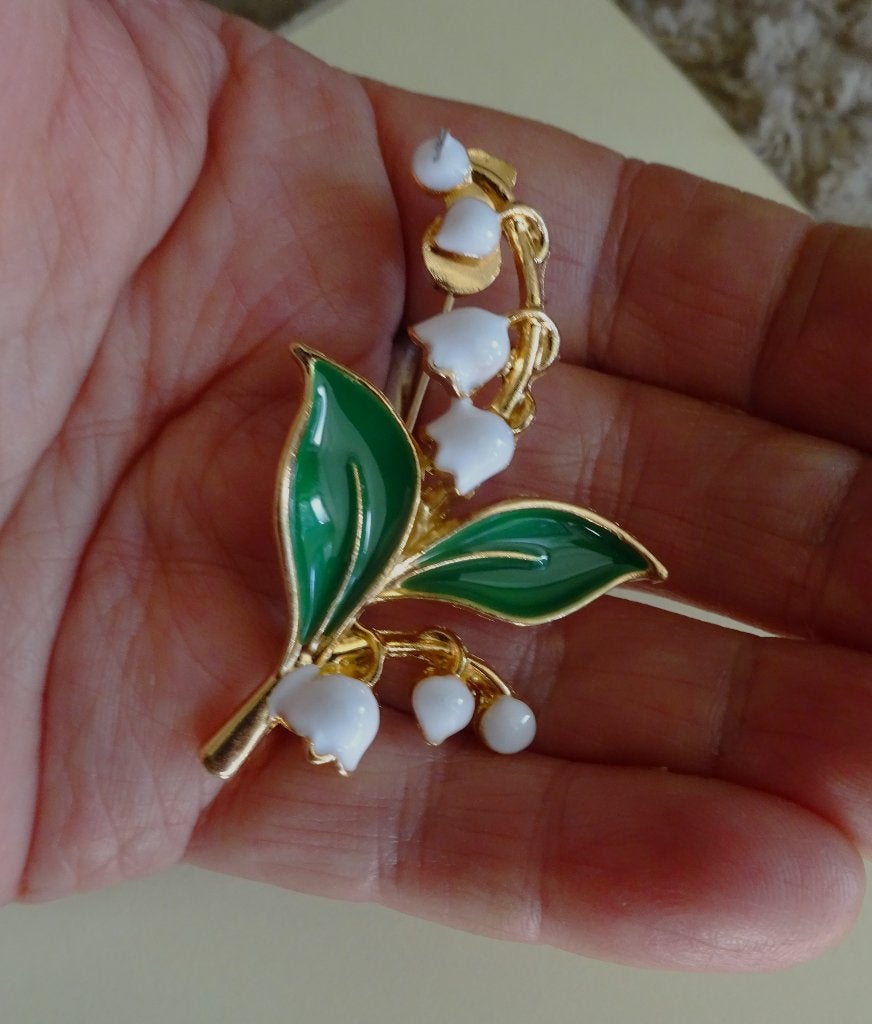 Broche Lelietje-van-dalen, Overige materialen, 4 tot 7 cm, Verzenden, Zo goed als nieuw