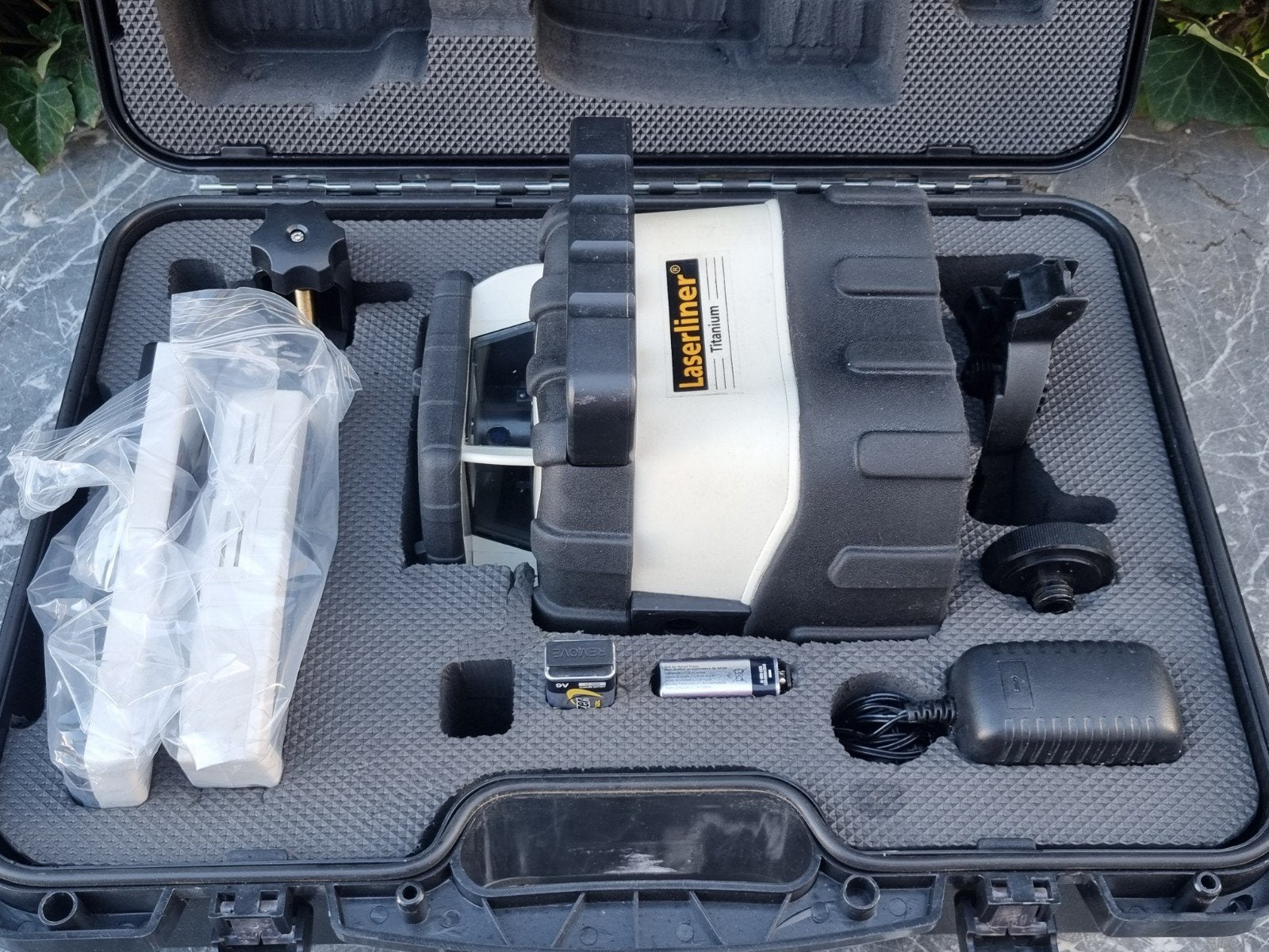 Nieuwe Laserliner Bouwlaser - Compleet & Robuust, Ophalen of Verzenden, Nieuw