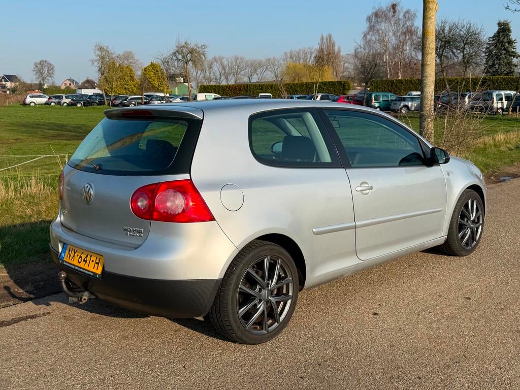 Volkswagen Golf 2.0 FSI Sportline 4Motion Airco LEES TEKST!, Auto's, Stof, Gebruikt, 4 cilinders, Bedrijf