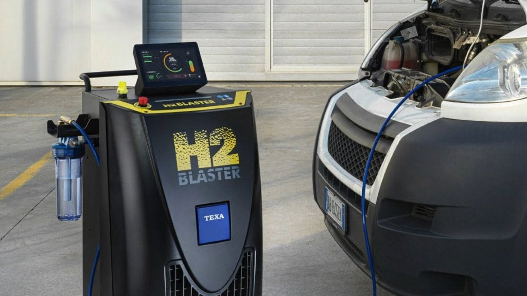 Motor Decarbonisatie met Texa H2 Blaster, Ophalen
