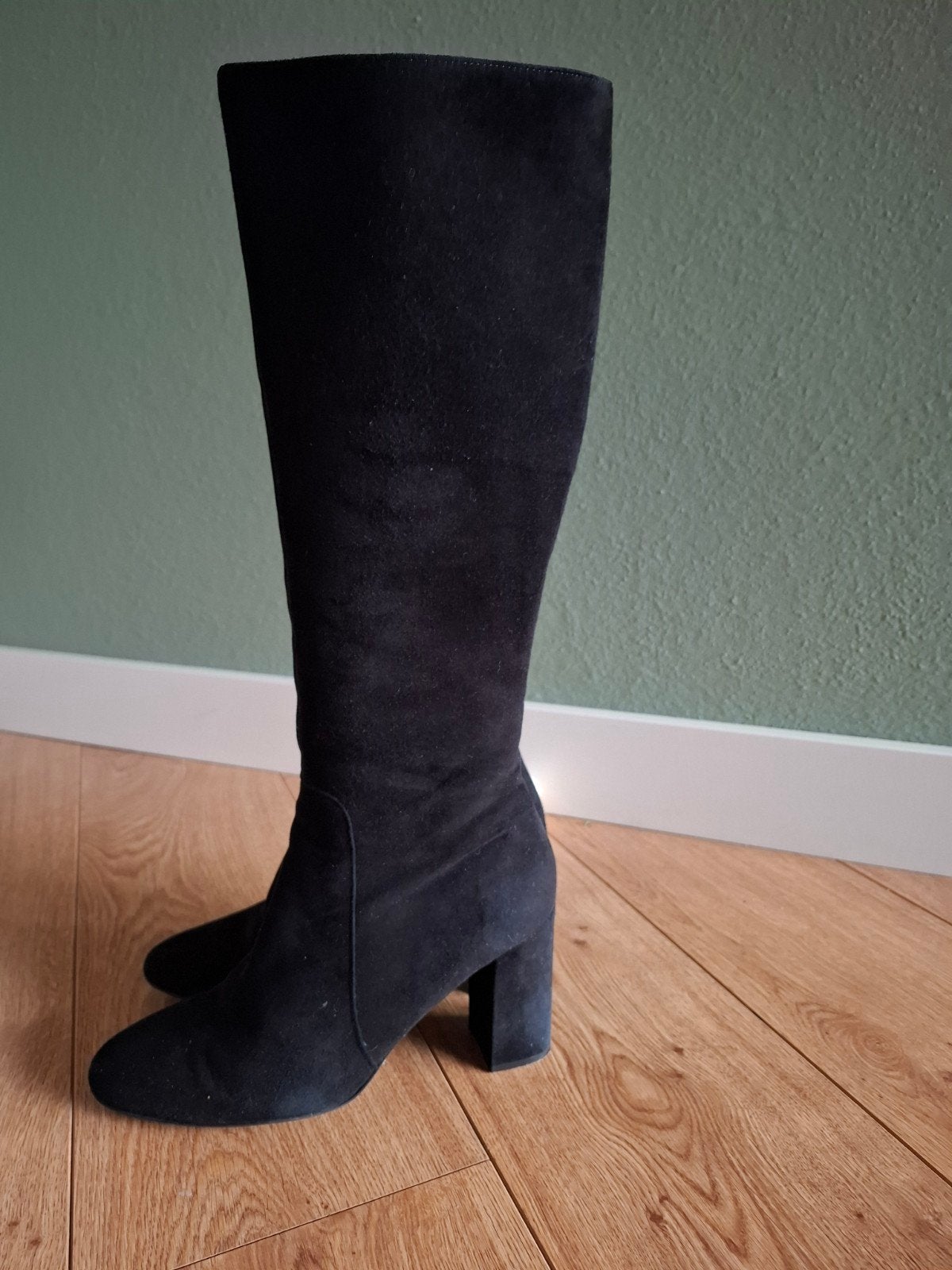 Zwarte suède Manfield laarzen met hak, maat 41, Hoge laarzen, Zwart, Ophalen of Verzenden, Manfield