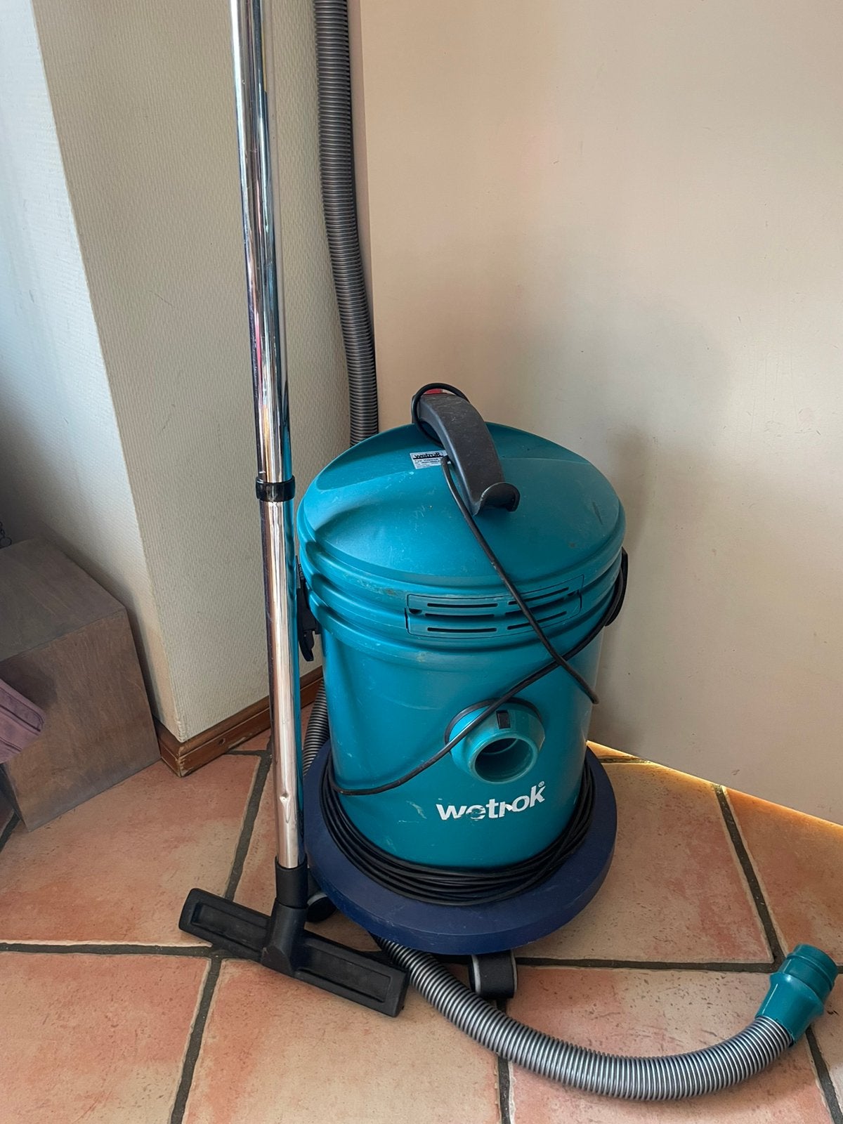stofzuiger en water, Ophalen, Gebruikt, Waterstofzuiger