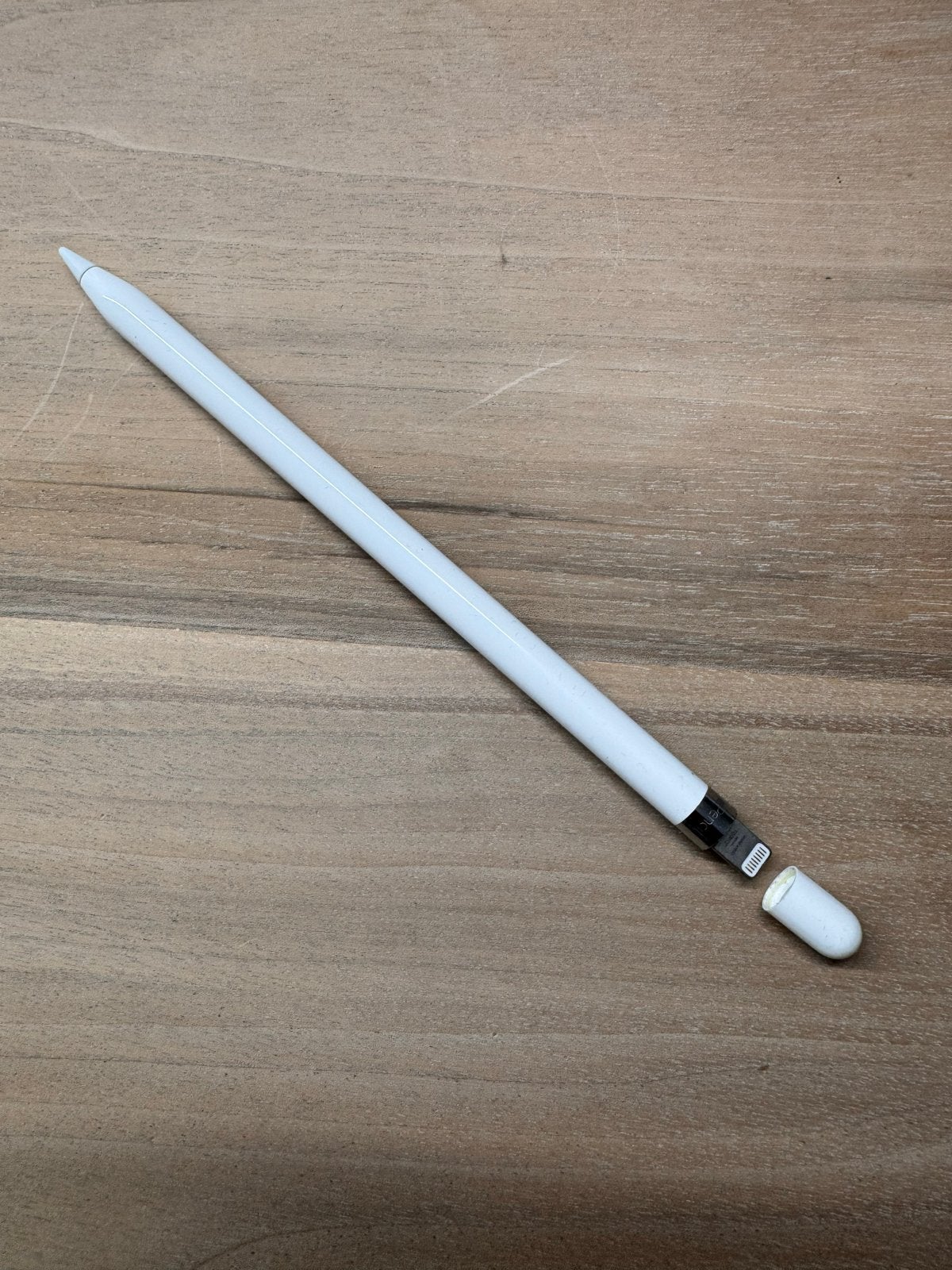 Apple Pencil (1e generatie) + leren etui - Perfect voor iPad, Computers en Software, Apple iPads, 10 inch, Gebruikt, Overige modellen