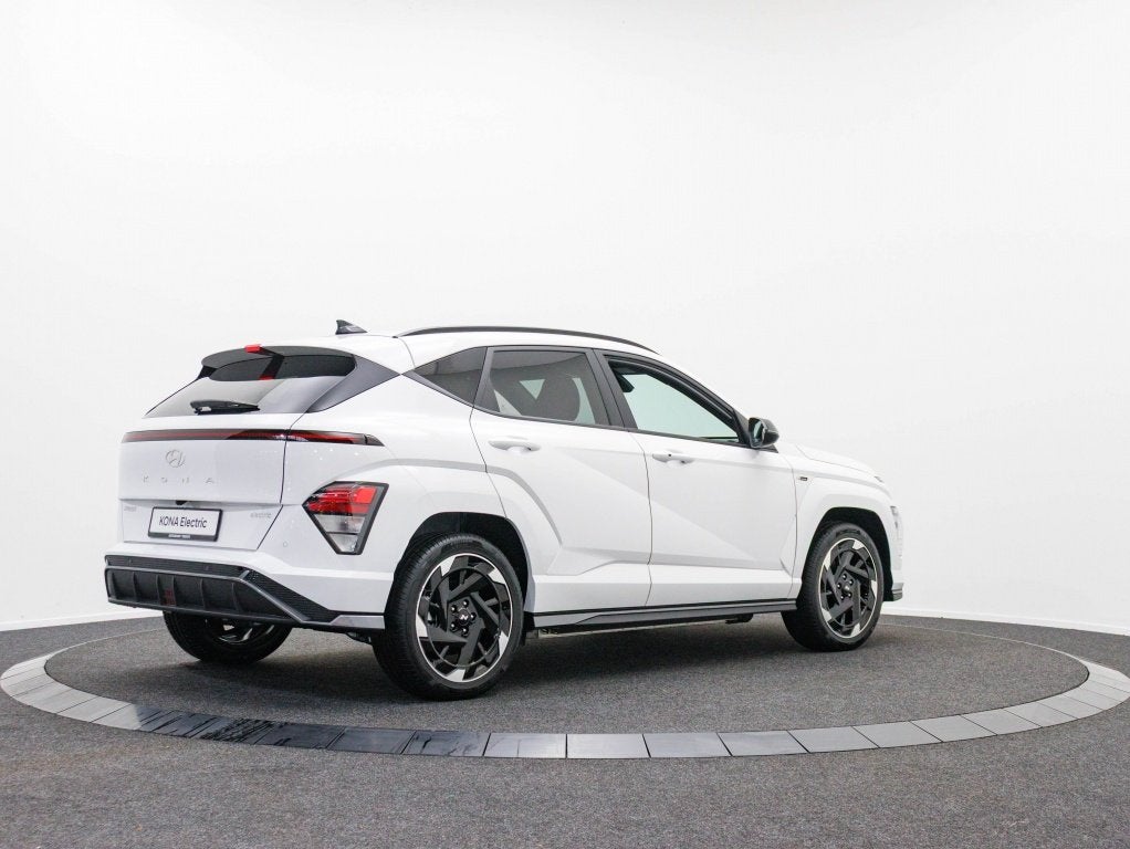 Hyundai KONA Electric N Line business 64.8 kWh | Navigatie |, Gebruikt, Wit, 37 min, 204 pk