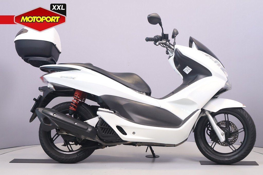 Honda PCX 125 (bj 2011), Motoren, Scooter, Honda Motor Europe Ltd, Bedrijf, Customer.service@honda-eu.com