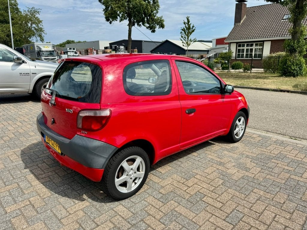 Toyota Yaris 1.0-16V VVT-i - Weinig km - Uniek (bj 2001), foto 4