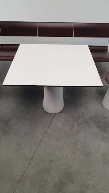 Moooi Marcel Wanders Container Tafel, vierkant 160X160 cm., Ophalen, Kunststof, 50 tot 100 cm, Design