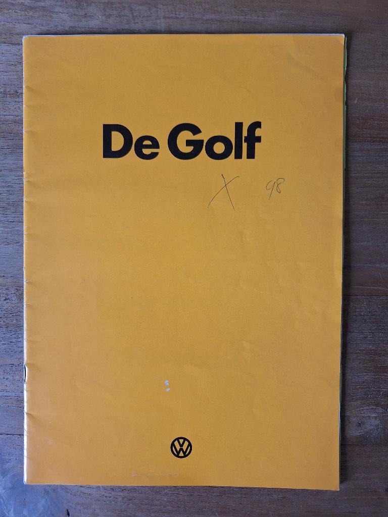 VW Golf brochure folder uit 1975, Boeken, Ophalen of Verzenden, Gelezen, Volkswagen