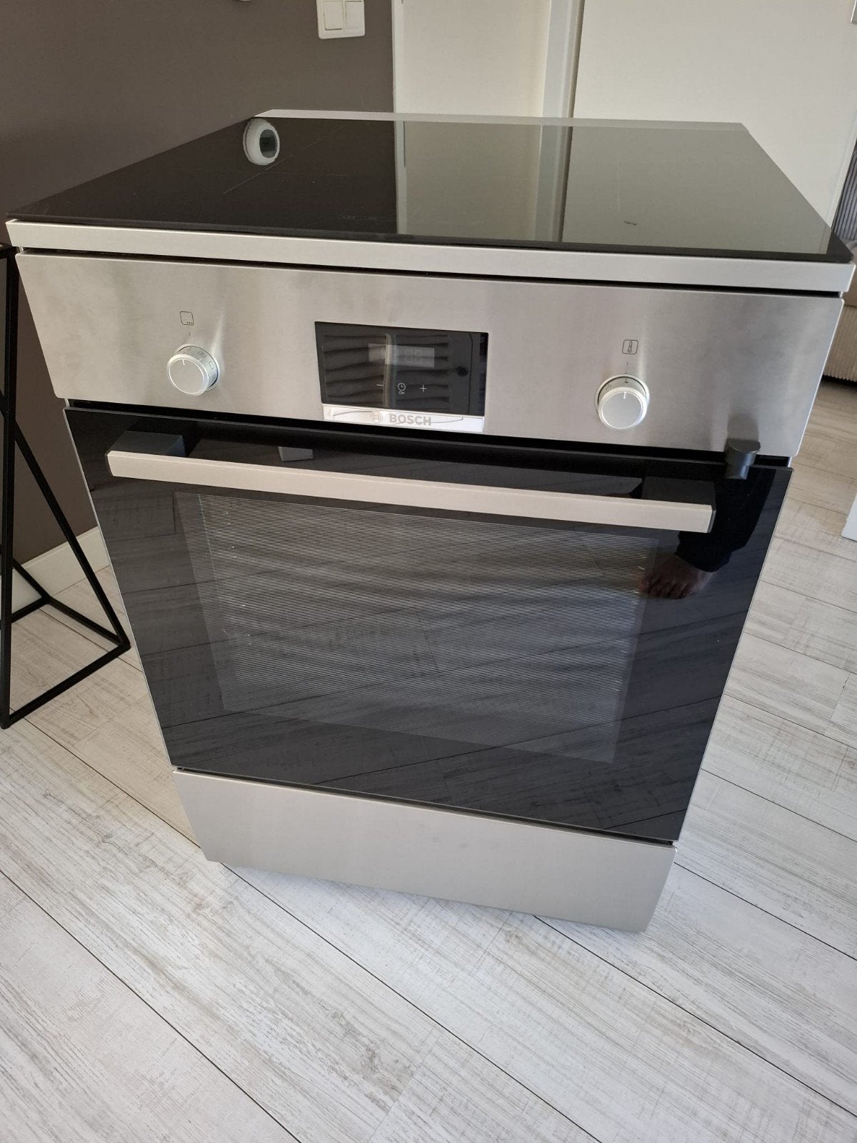 Inductie bosch fornuis, Witgoed en Apparatuur, Fornuizen, Ophalen, 4 kookzones, Zo goed als nieuw, Inductie
