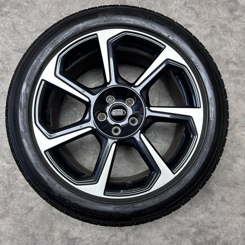 19 inch originele Audi sport velgen + zomerbanden Q3, Auto-onderdelen, Banden en Velgen, 19 inch, Gebruikt, 255 mm, -