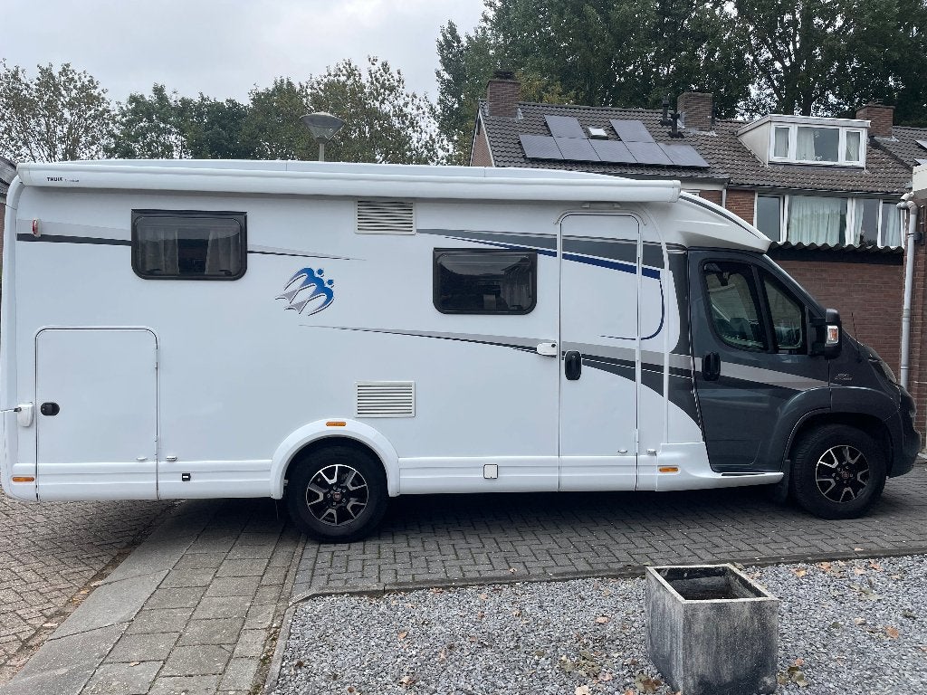 Caravans And Camping Knaus