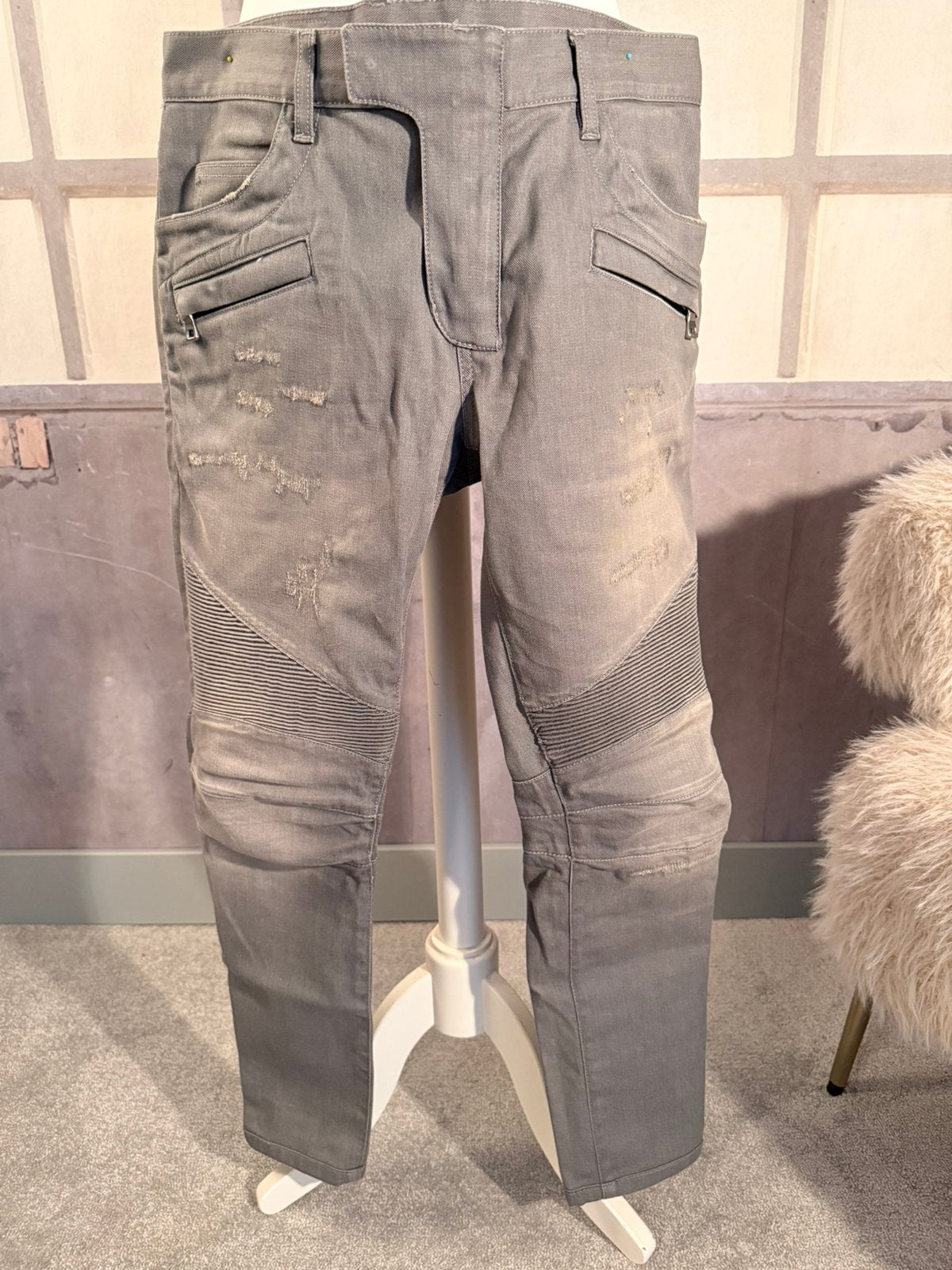 Balmain Grijze Biker Jeans Maat 32 – Origineel, Ophalen of Verzenden, Zo goed als nieuw, Grijs