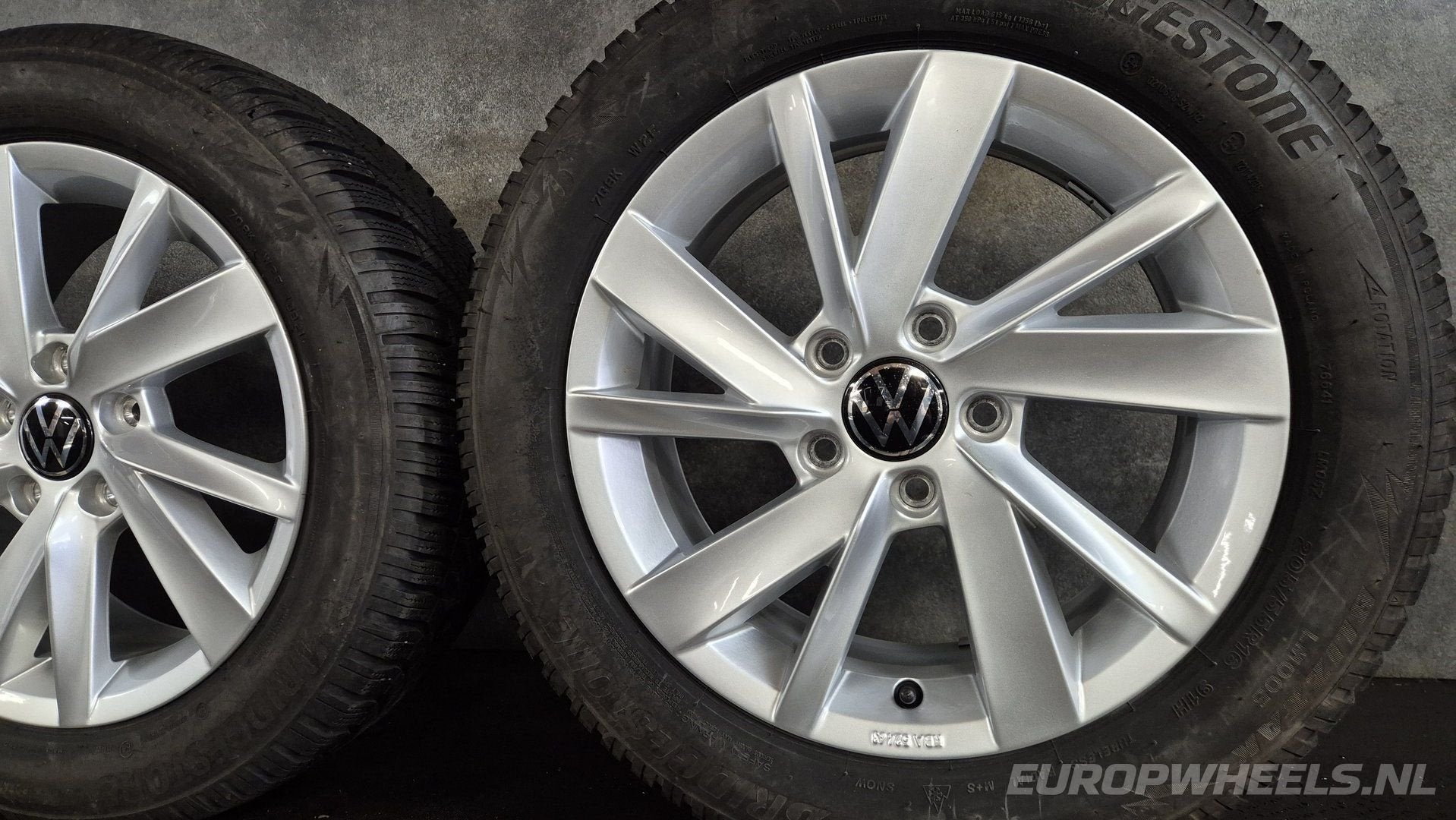 16 inch VW Gavia velgen Golf 5 6 7 8 winterbanden, Auto-onderdelen, Banden en Velgen, Gebruikt, -, Banden en Velgen, -