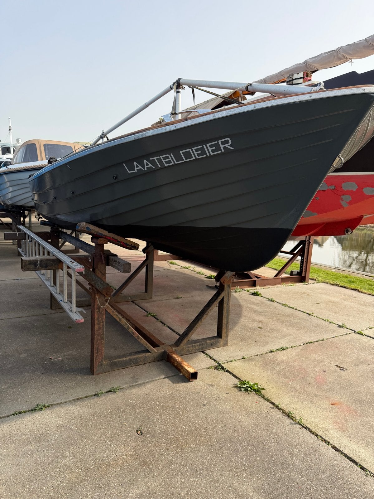 Polyester sloep met Yamaha 9.9 pk buitenboordmotor, Watersport en Boten, Overige merken, 5 m, Ophalen of Verzenden, Overige typen