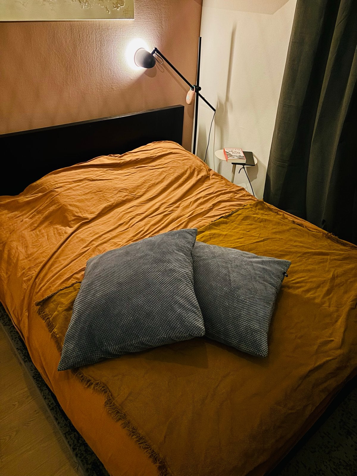 Tweepersoonsbed met hoofdbord zonder matras, Ophalen, Gebruikt, Zwart, Tweepersoons