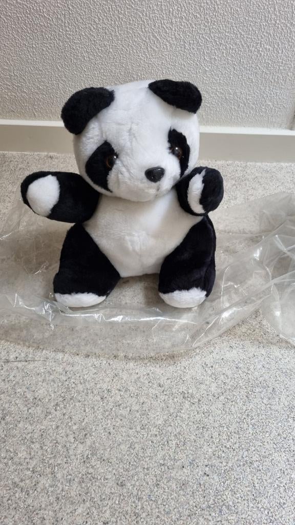 Nieuwe pandabeer knuffel WNF, Ophalen of Verzenden, Nieuw, Meerkleurig, Overige typen