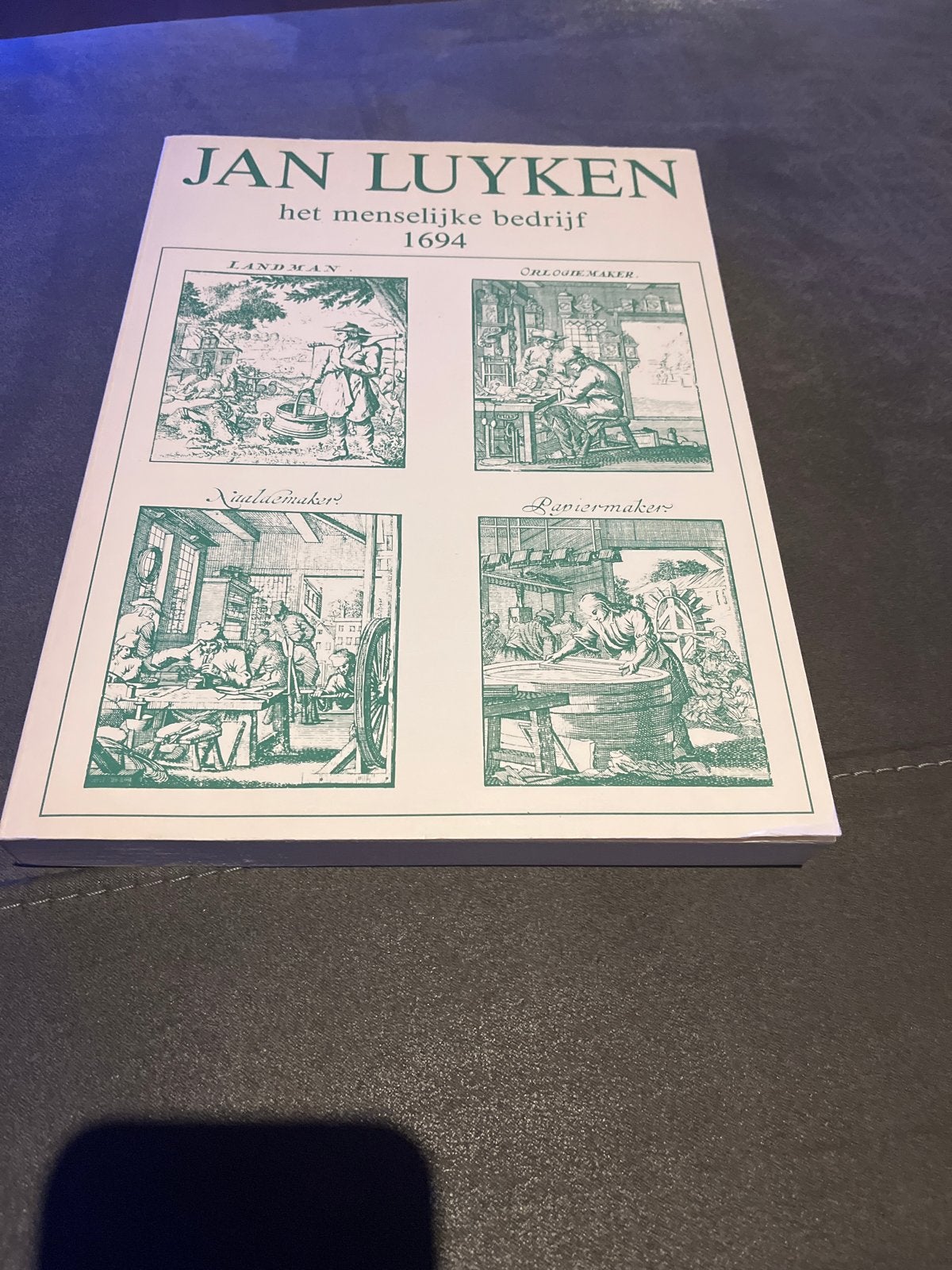 Jan Luyken - Het Menselijke Bedrijf 1694 (Herdruk), Ophalen of Verzenden, Zo goed als nieuw, Nederland