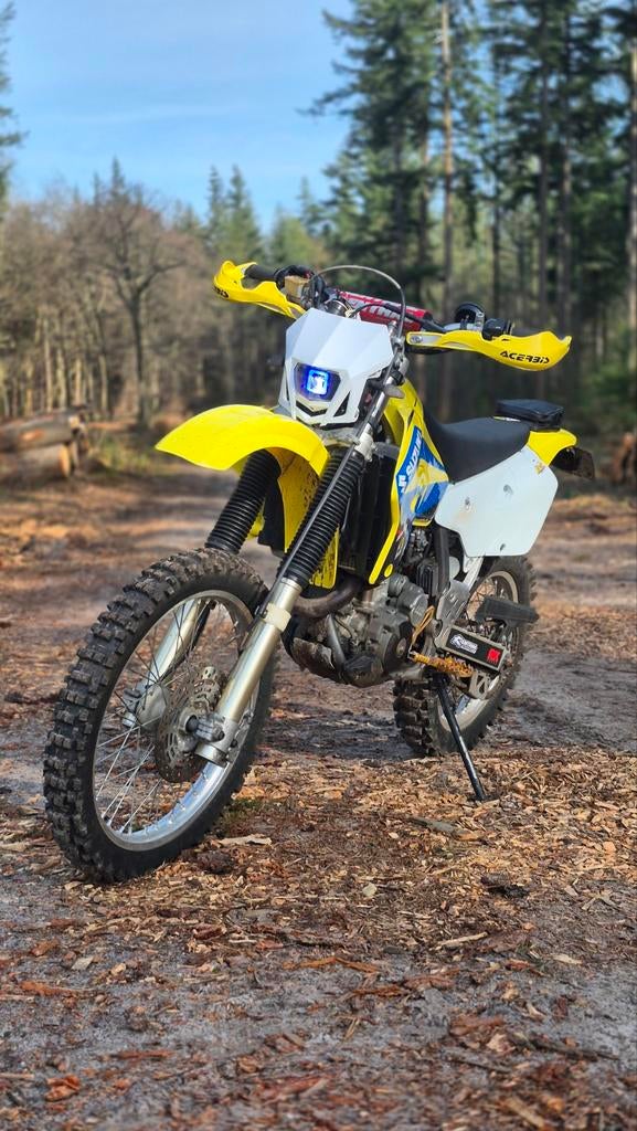 Suzuki DRZ400 E - Topconditie, klaar voor avontuur!, Motoren, 400 cc, Gebruikt, Particulier, Meer dan 35 kW