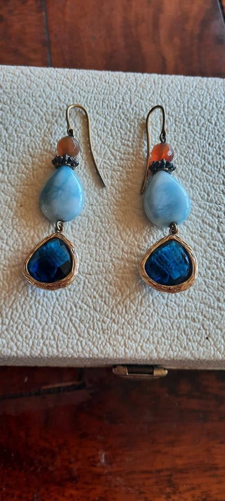 Vintage  oorbellen,doublé goud topaas en larimar edelsteen., Ophalen of Verzenden, Zilver, Oorbellen, Met edelsteen
