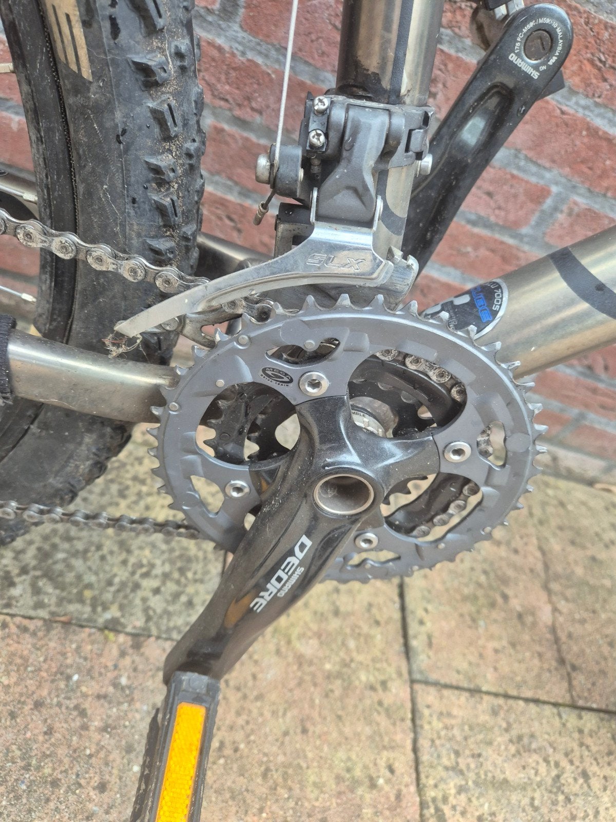 Foto 9 van Cube XMS Mountainbike, framemaat 48cm