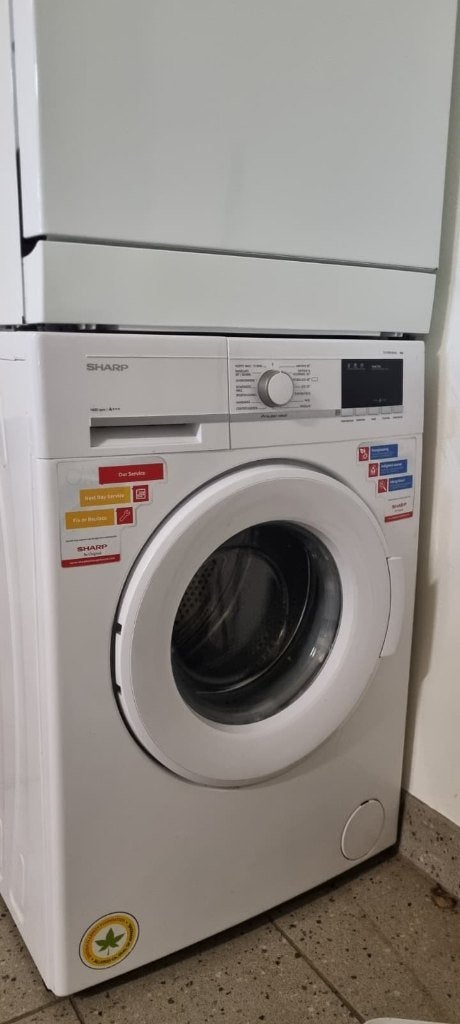 Wasmachine, Ophalen, 1200 tot 1600 toeren, Gebruikt, 8 tot 10 kg