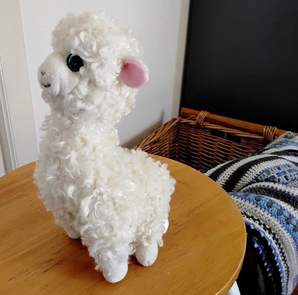 Knuffeltje: Ty Beanie Babies Lily Llama - alpaca - lama, Kinderen en Baby's, Speelgoed | Knuffels en Pluche, Gebruikt, Overige typen