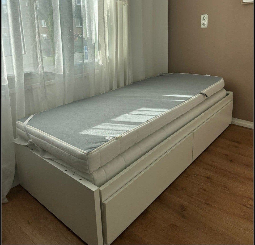 Uitschuifbed ikea 160x200, Ophalen, Wit, Tweepersoons, Zo goed als nieuw