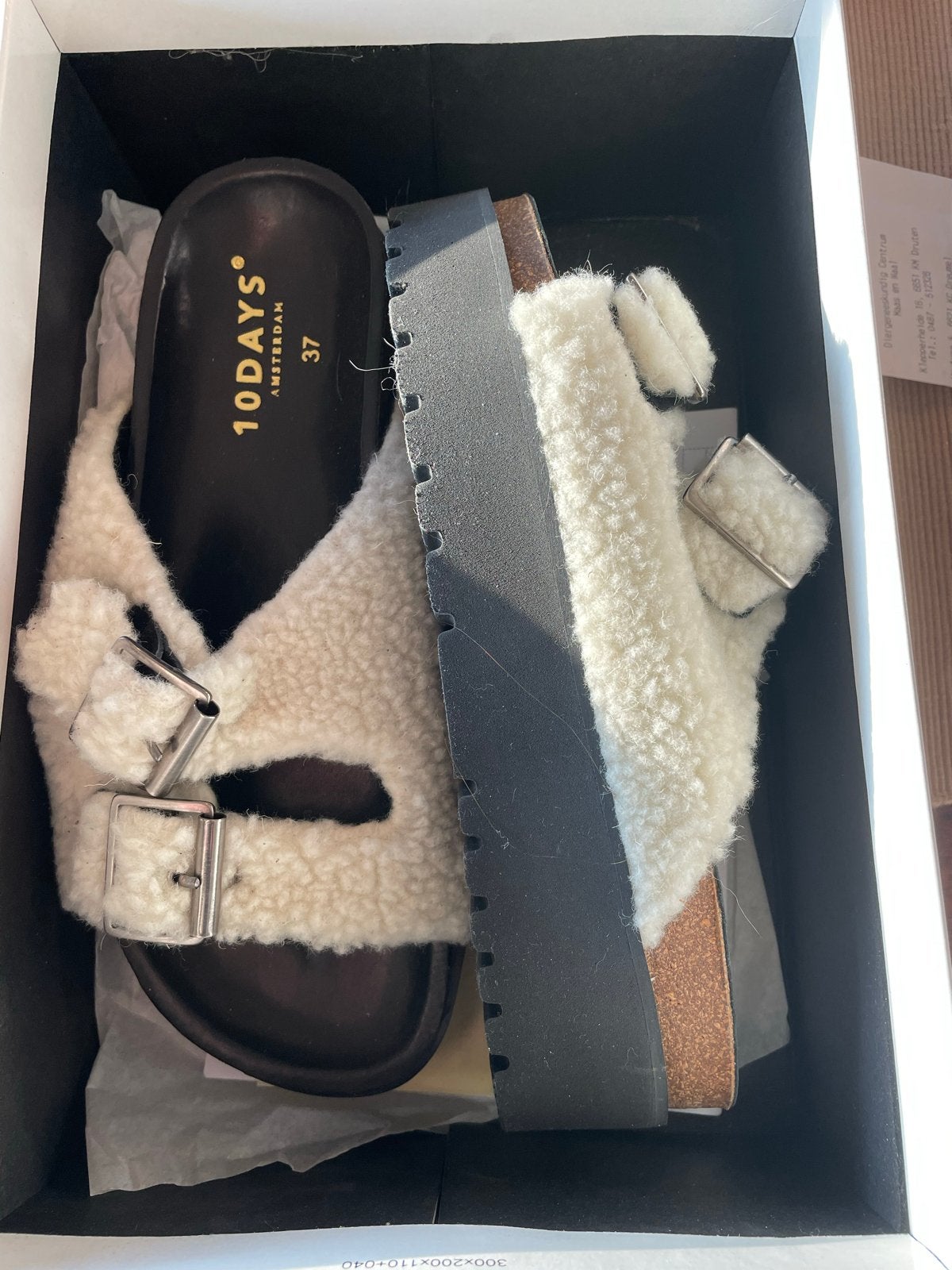 10DAYS Amsterdam Witte Teddy Slippers Maat 37, Ophalen, Nieuw, Wit, Slippers