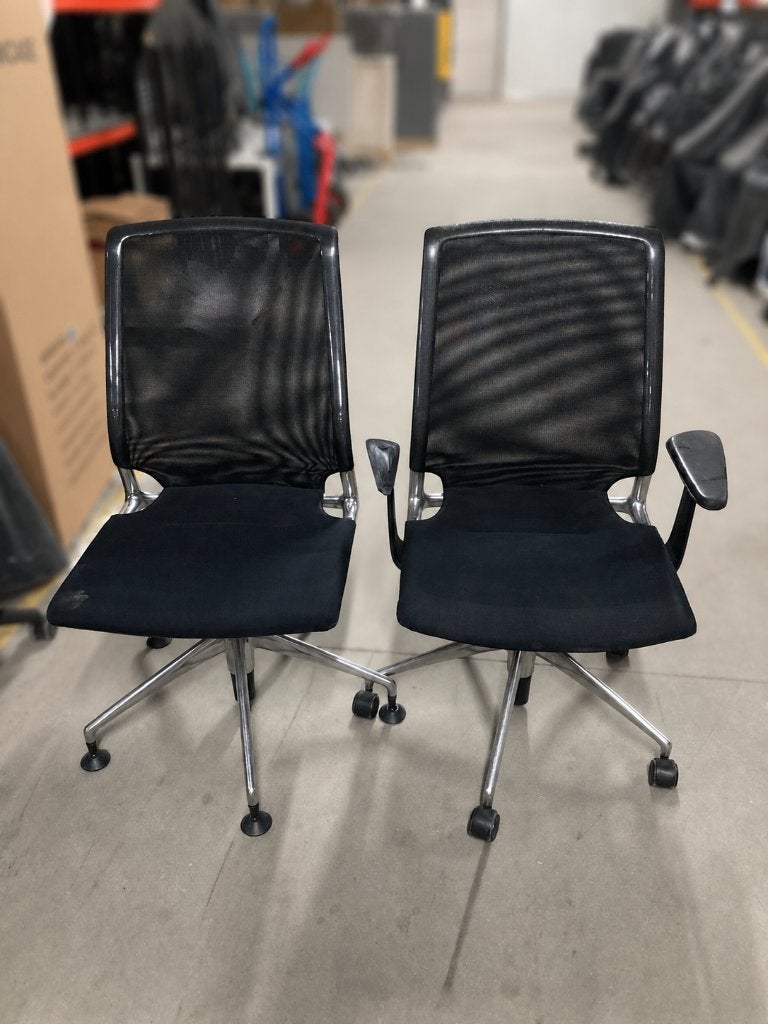 4x Vitra Meda Chair vergaderstoelen – Alberto Meda, Gebruikt, Zwart, Ophalen of Verzenden, Bureaustoel
