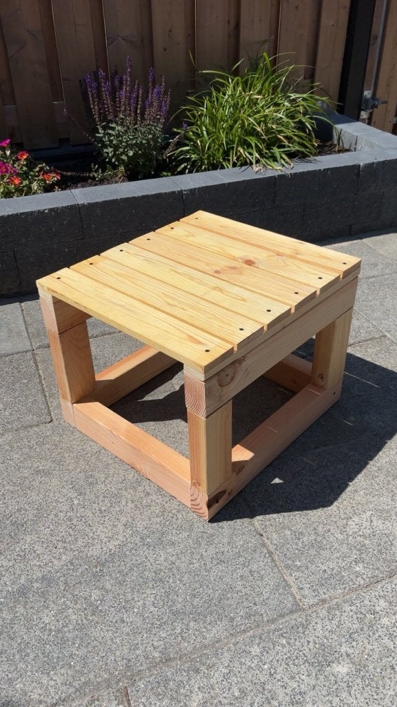 Industriële Handgemaakte Bijzettafel van Pallethout/Douglas, Tuin en Terras, Tuinmeubel-accessoires, Ophalen of Verzenden, Nieuw